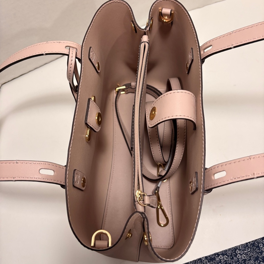 Michael Kors Mel Blush Pink Saffiano Leather Tote with Gold Hardware - Picture 3 of 11